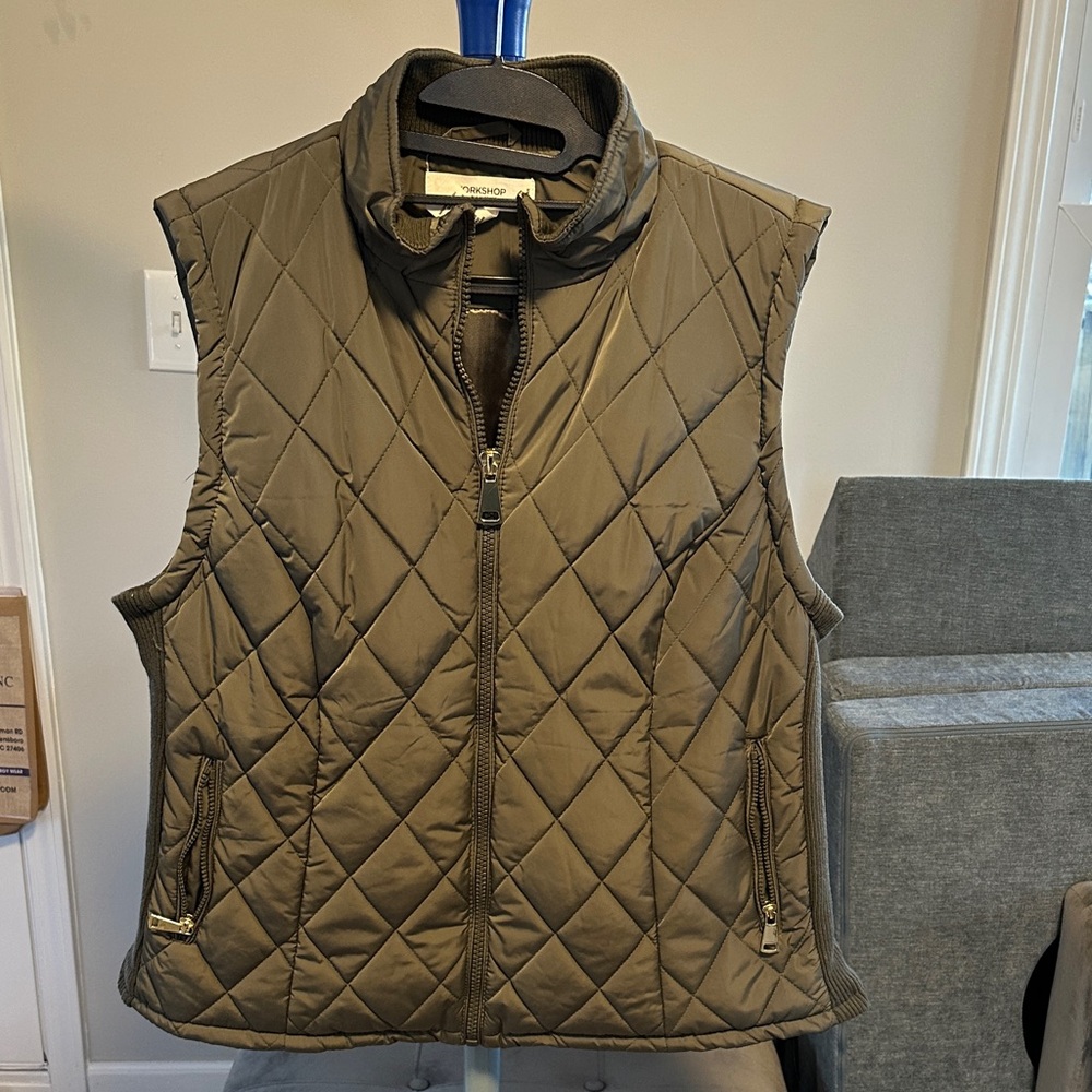 Workshop Republic Clothing Quilted Vest in Olive